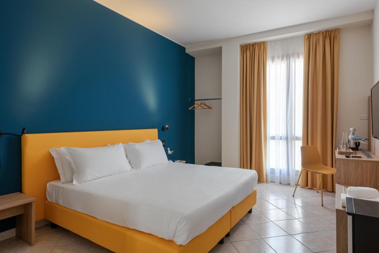 Hotel Riva Alassio Dış mekan fotoğraf