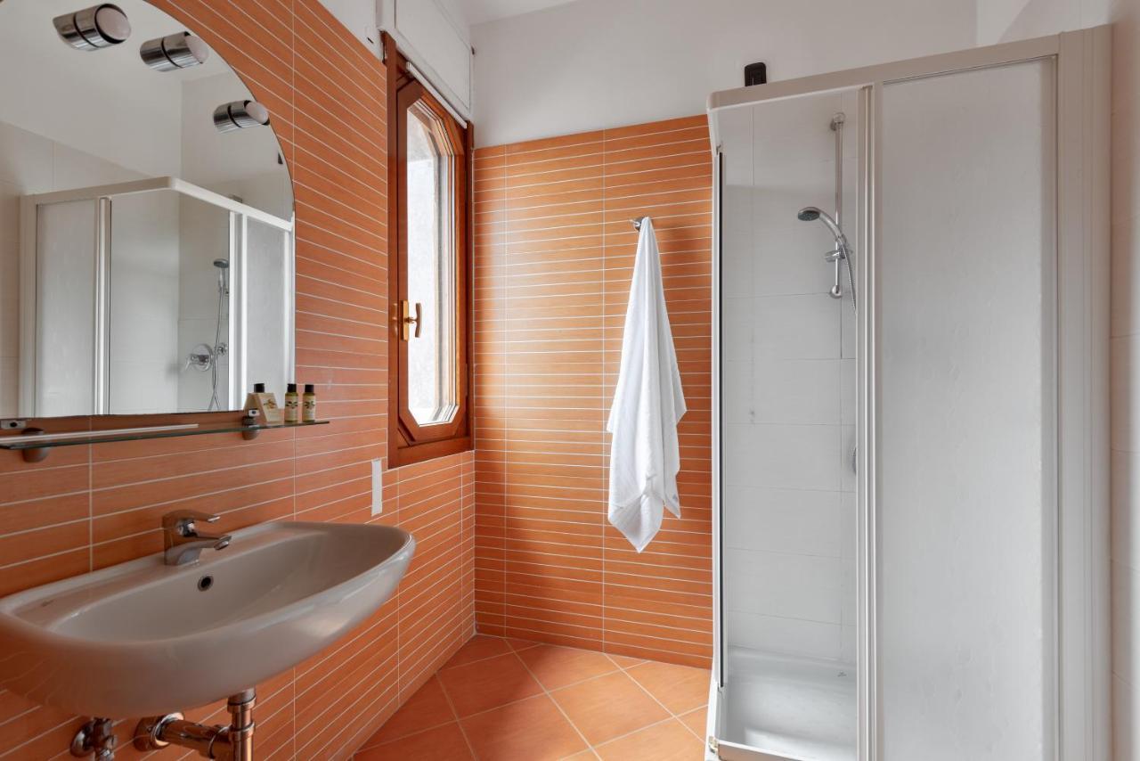 Hotel Riva Alassio Dış mekan fotoğraf
